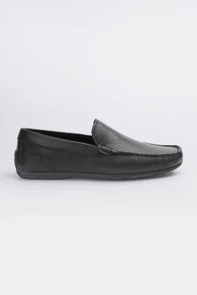 Classic Loafer Shoes - Black