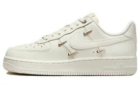 Nike Air Force 1 Low Women's Skateboarding Shoe - Platinum