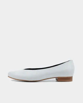 Pumps White Nopal ballerinas made of cactus leather