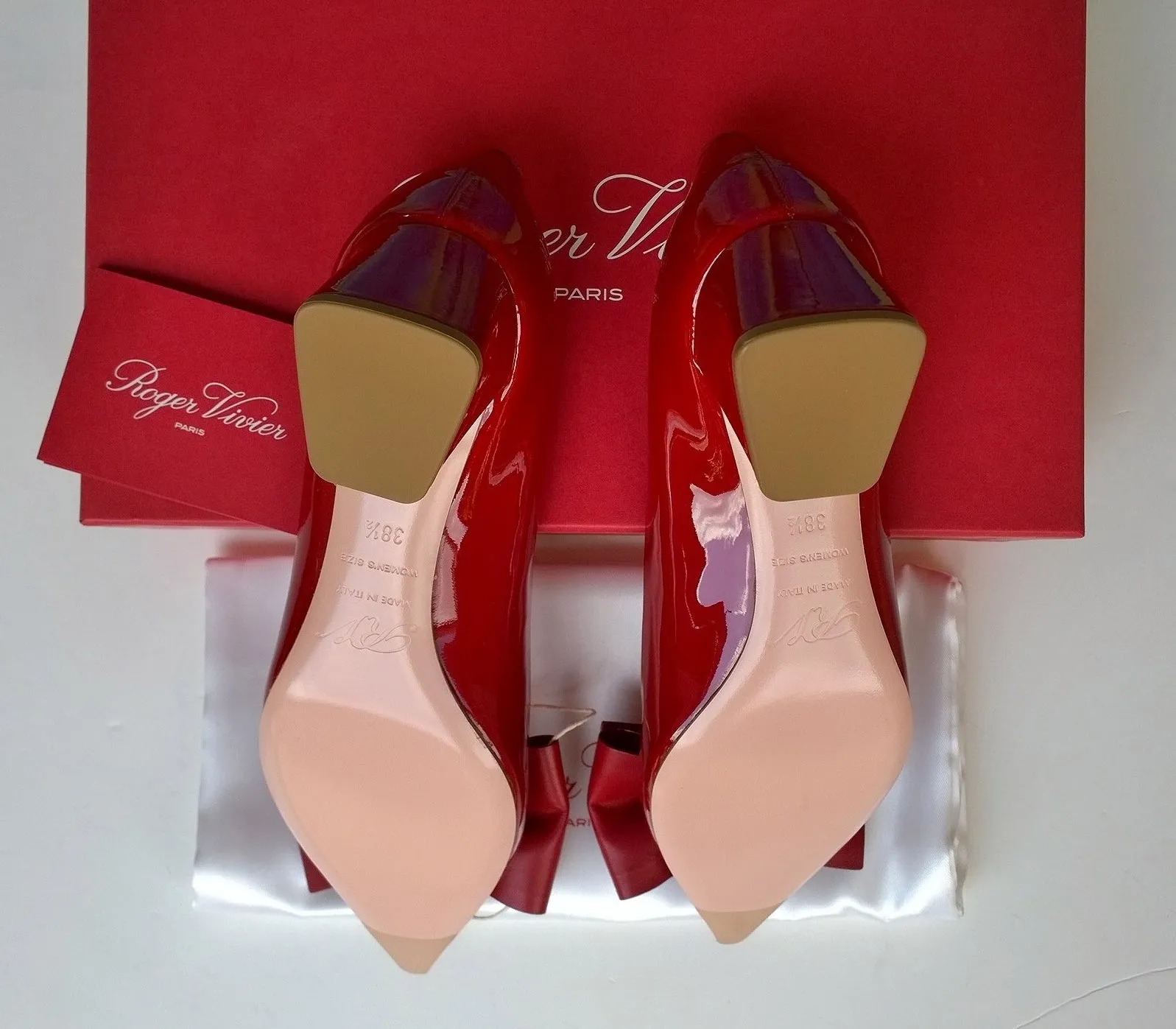 Roger Vivier Bow Jewels Block Heels Red Patent Rhinestone Bow Pumps Rubino