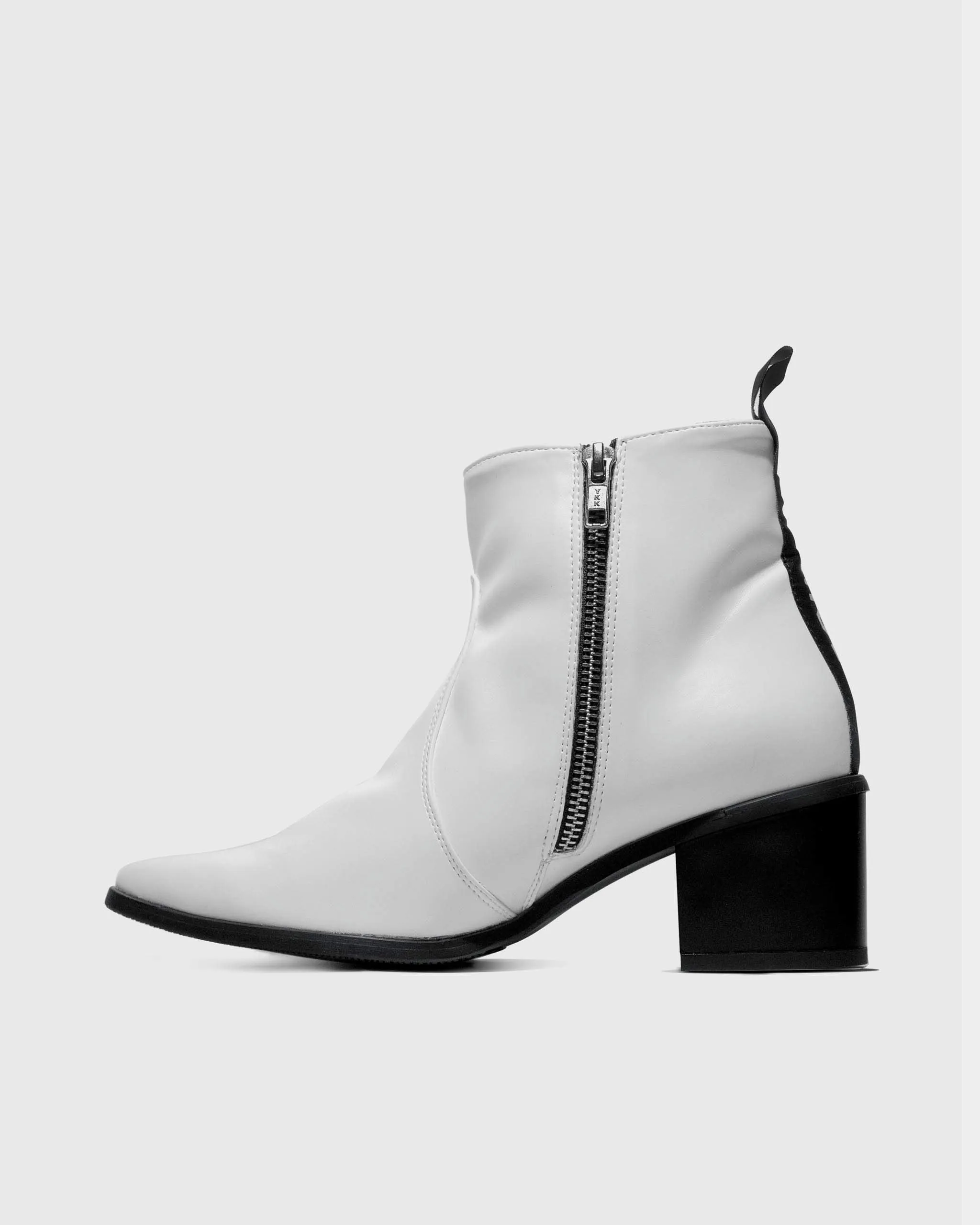 Swan No.1 White Nopal cactus leather boots